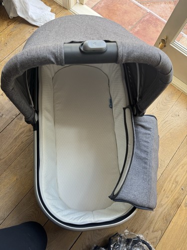 Uppababy vista carry - carry, cot
